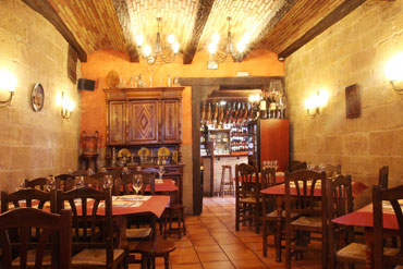 Mesón Jabugo selectos vinos